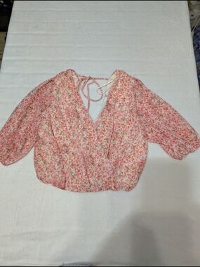 Lush Pink Floral V-Neck Tie-Back Cropped Blouse Size Large Babydoll